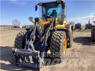 Volvo L70H Naudoti ratiniai krautuvai