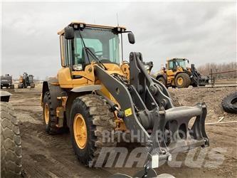 Volvo L70H Naudoti ratiniai krautuvai