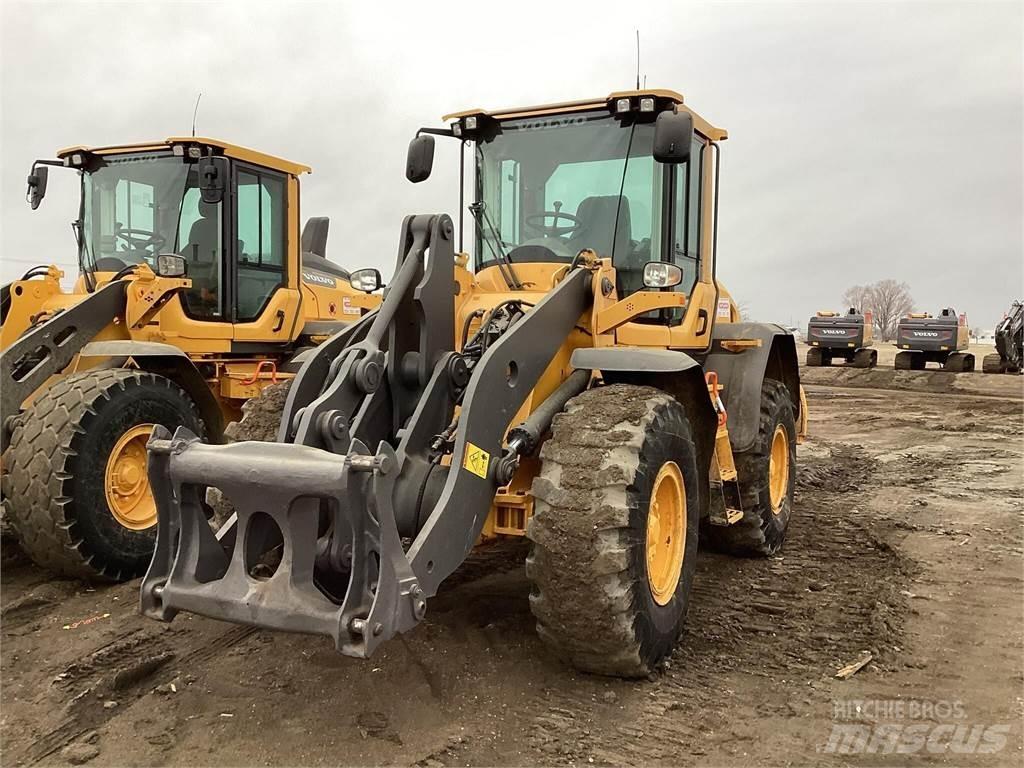 Volvo L70H Naudoti ratiniai krautuvai