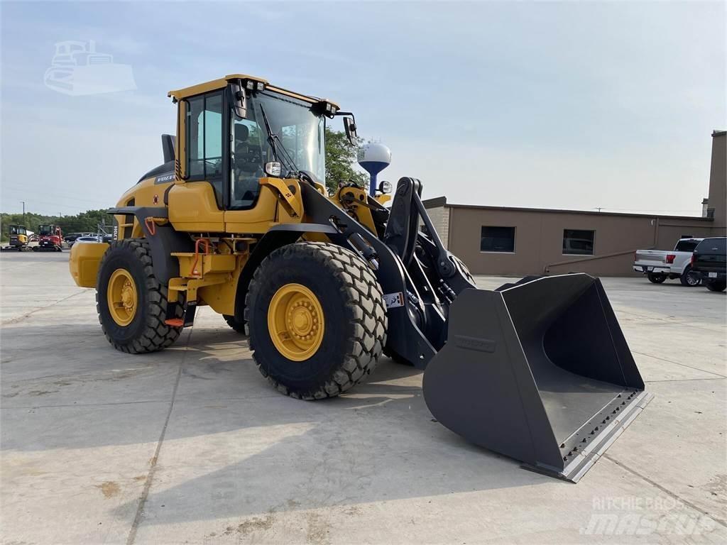 Volvo L70H Naudoti ratiniai krautuvai