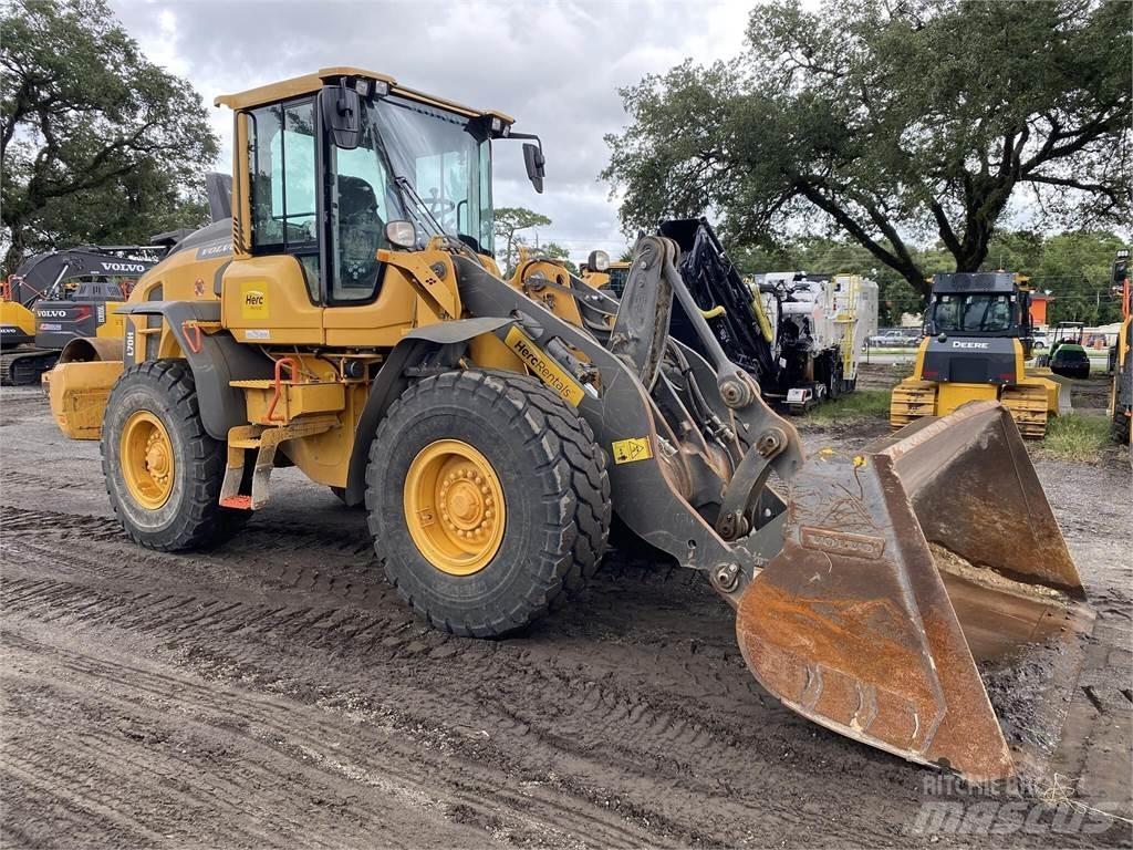 Volvo L70H Naudoti ratiniai krautuvai