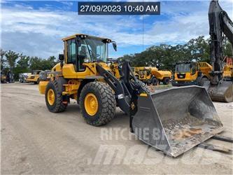 Volvo L70H Naudoti ratiniai krautuvai