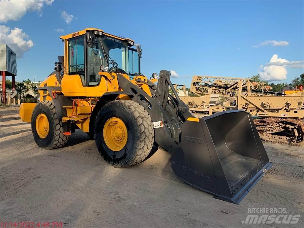 Volvo L70H Naudoti ratiniai krautuvai