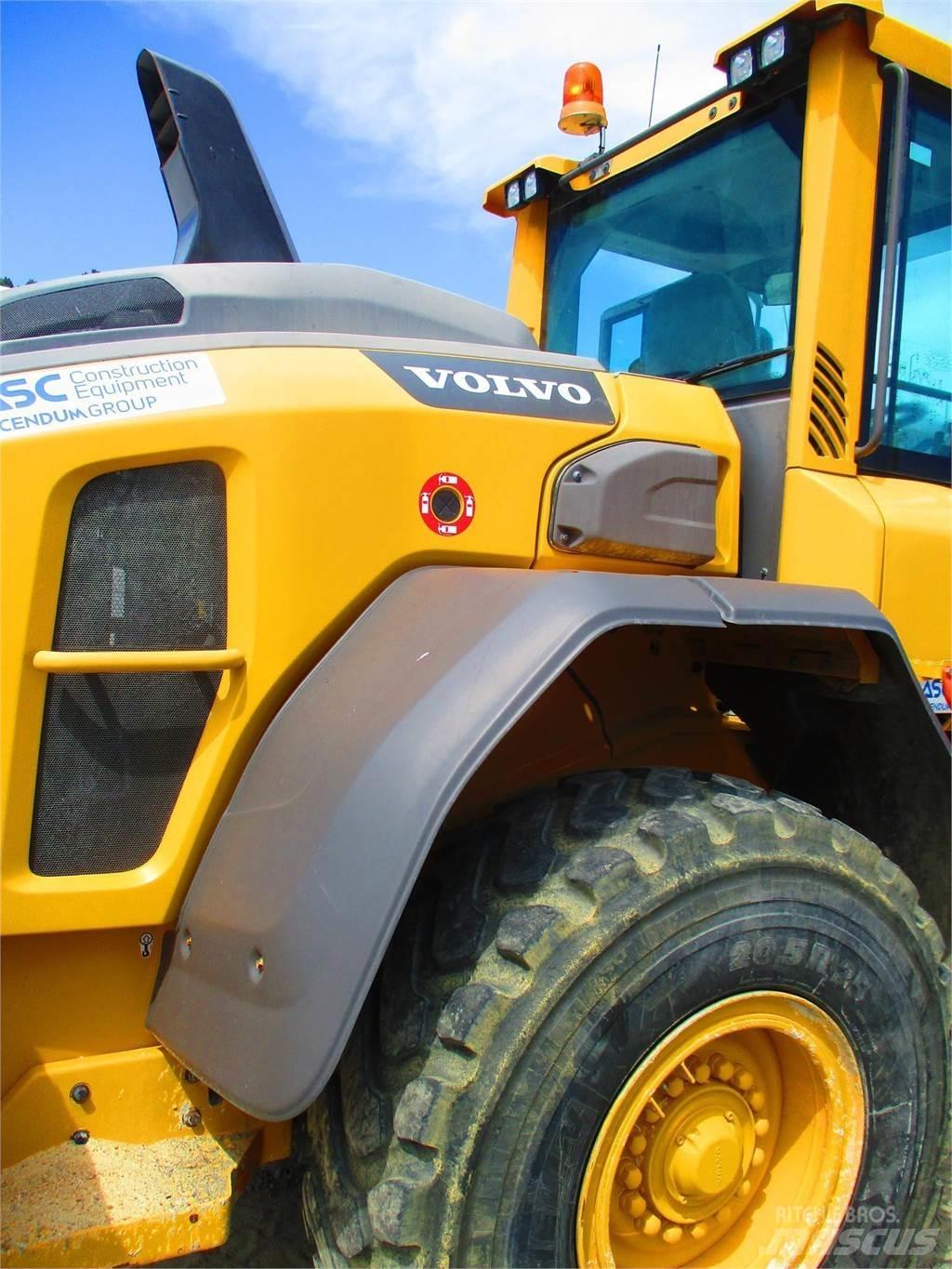 Volvo L70H Naudoti ratiniai krautuvai