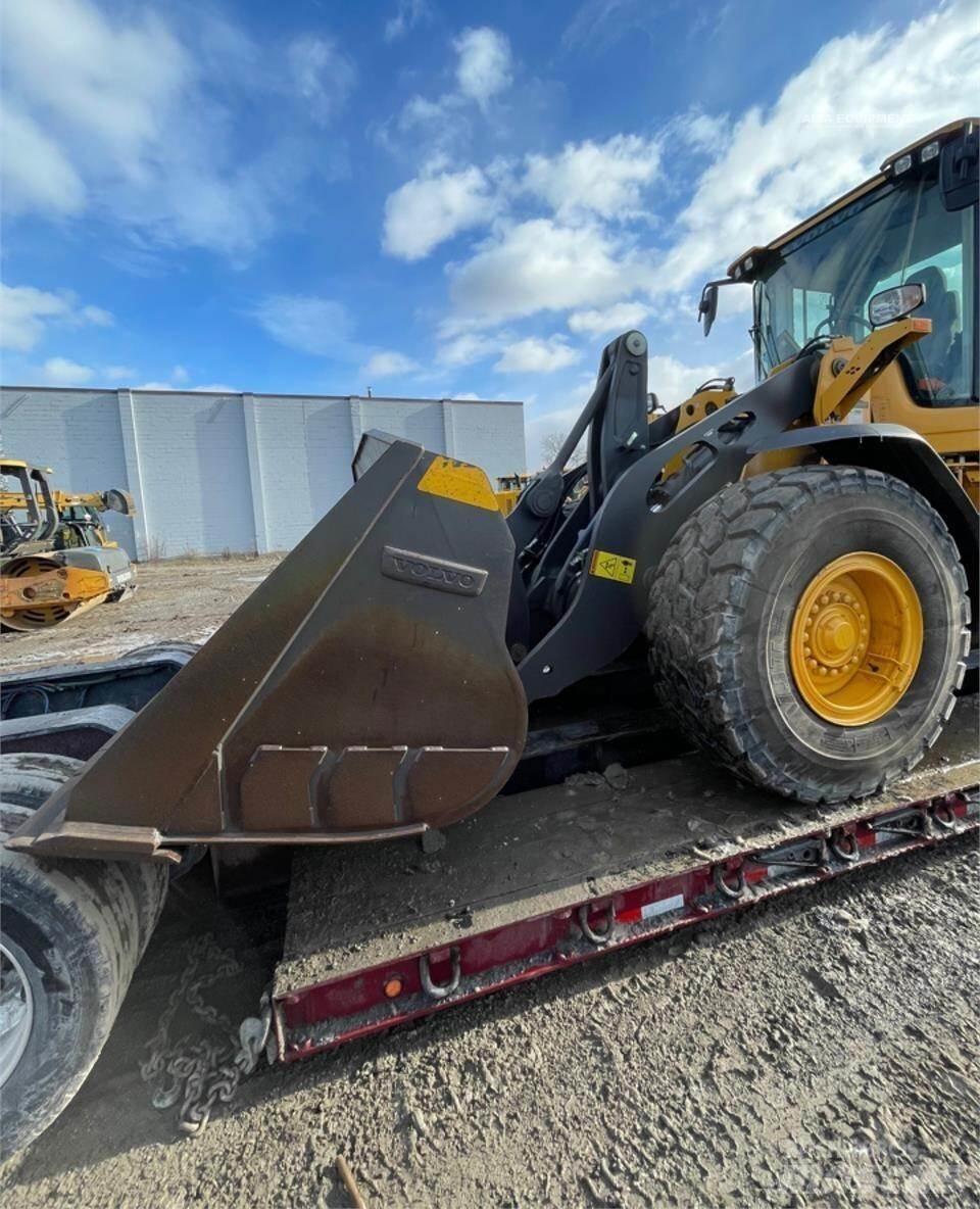 Volvo L90H Naudoti ratiniai krautuvai