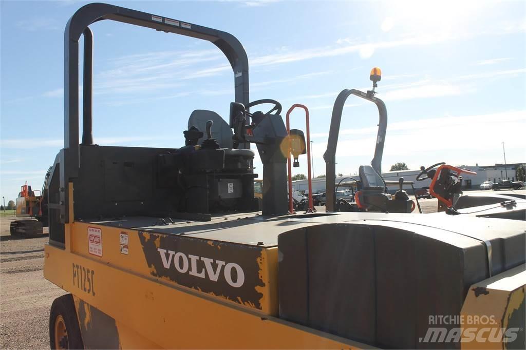 Volvo PT125C Pneumo volai