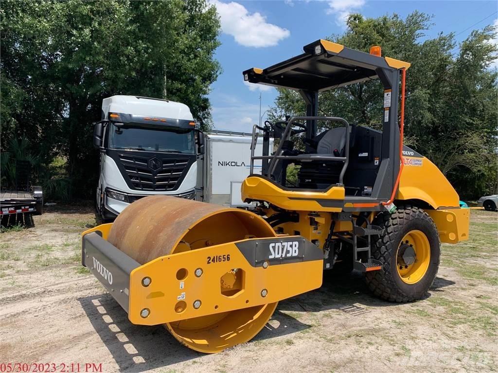 Volvo SD75B Porinių būgnų volai