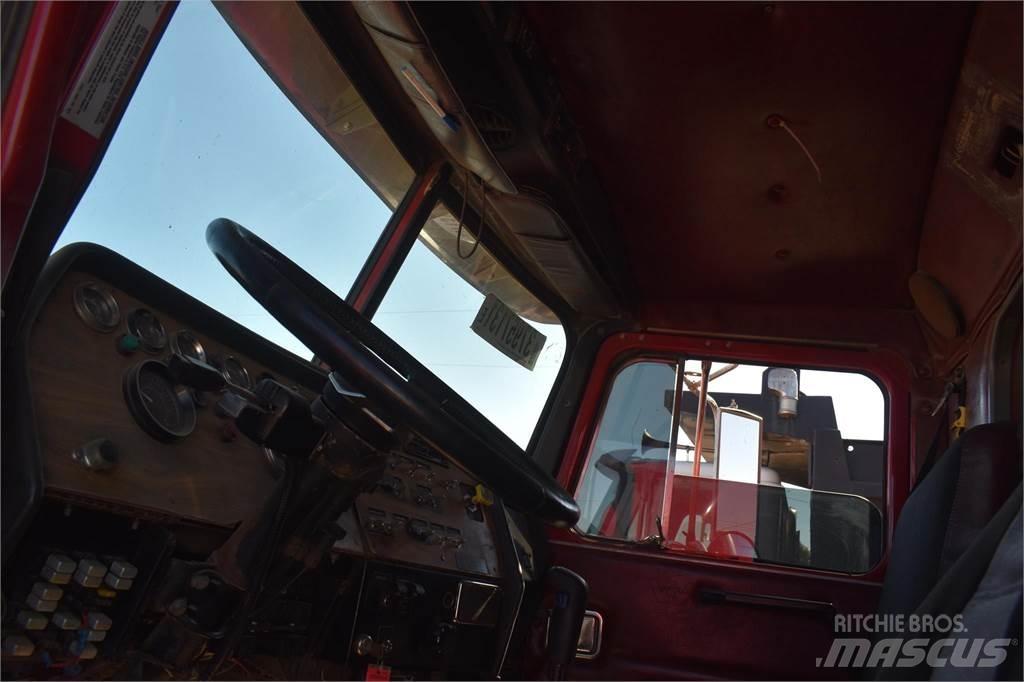 Western Star 4964 Savivarčių priekabų vilkikai