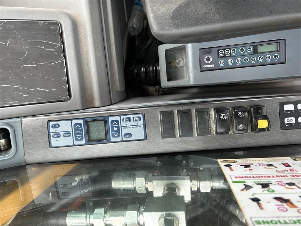 XCMG XE150U Vikšriniai ekskavatoriai