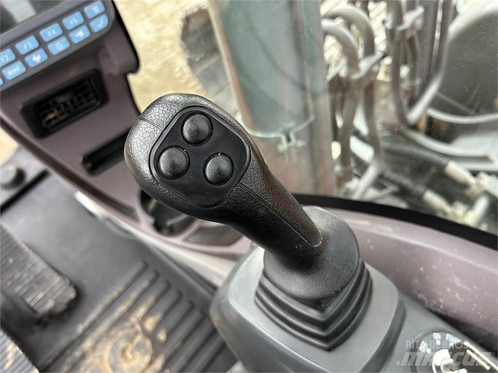 XCMG XE210CU Vikšriniai ekskavatoriai