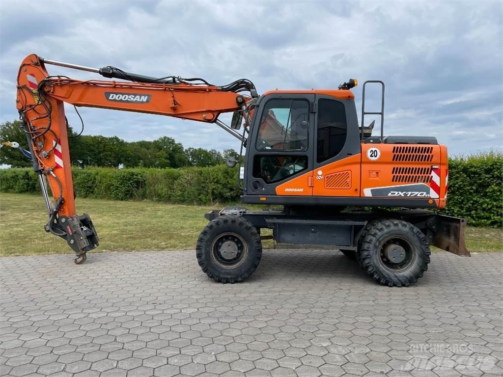 Doosan DX170W-5 Ratiniai ekskavatoriai