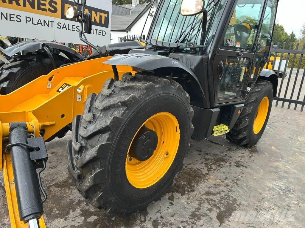 JCB 533-105 Teleskopiniai krautuvai