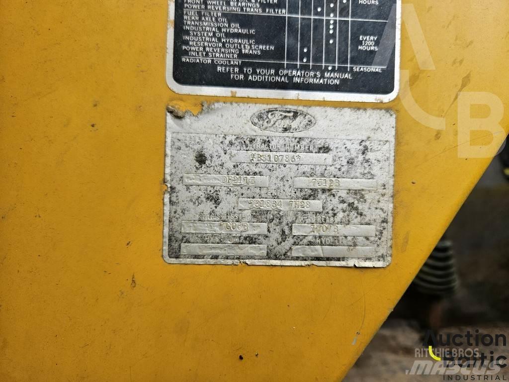 Ford 550 Ekskavatoriniai krautuvai