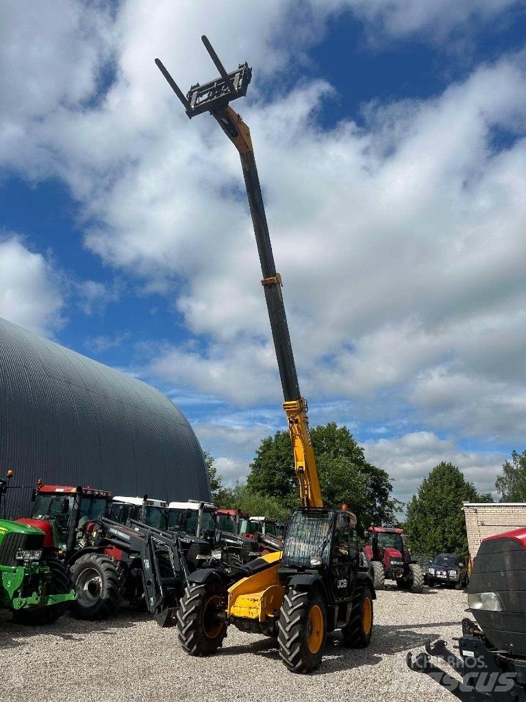 JCB 535-95 Teleskopiniai krautuvai žemės ūkiui