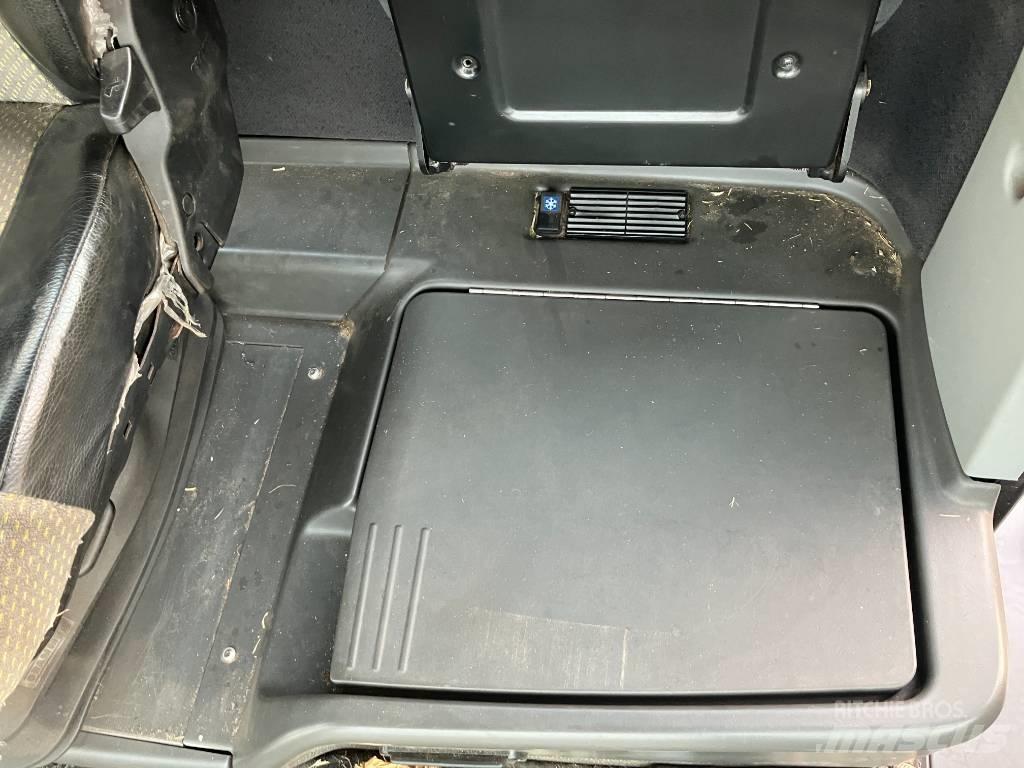CLAAS JAGUAR 950 Pašarų ruošimo technika