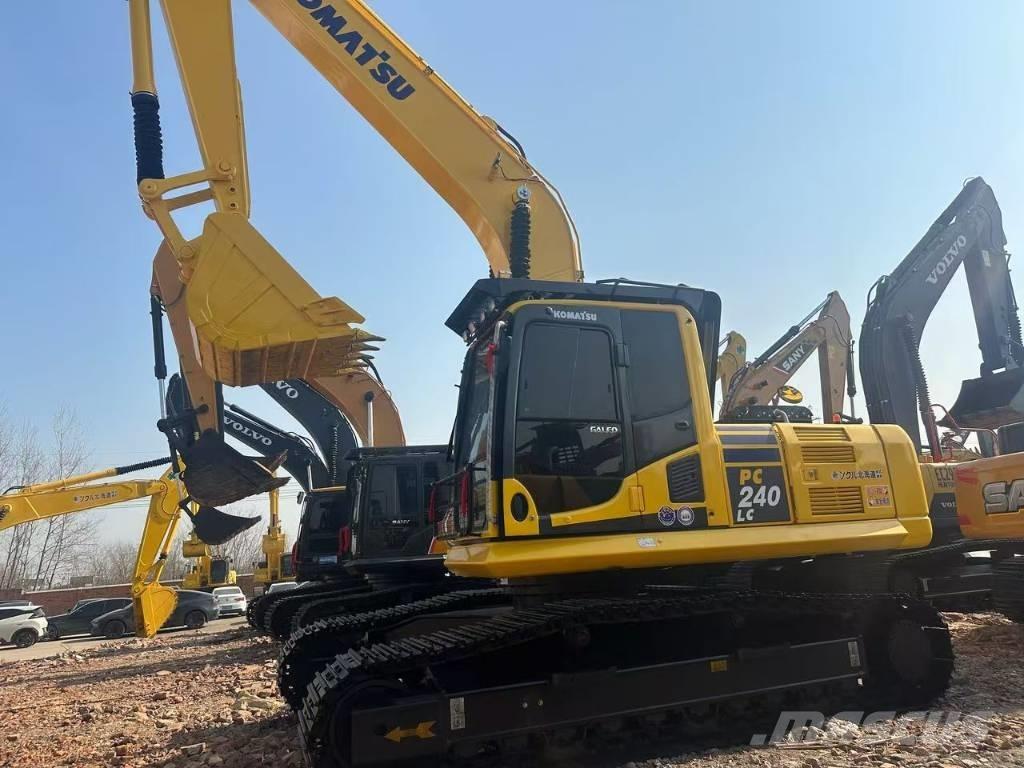 Komatsu PC 240 Vikšriniai ekskavatoriai