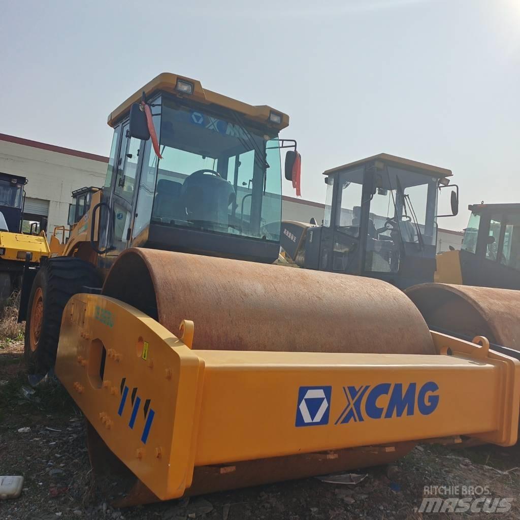 XCMG XS 263 J Vieno būgno volai