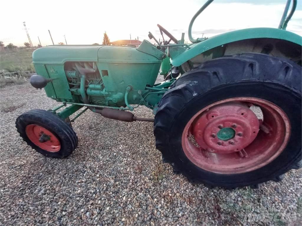 Deutz-Fahr D 40 Traktoriai