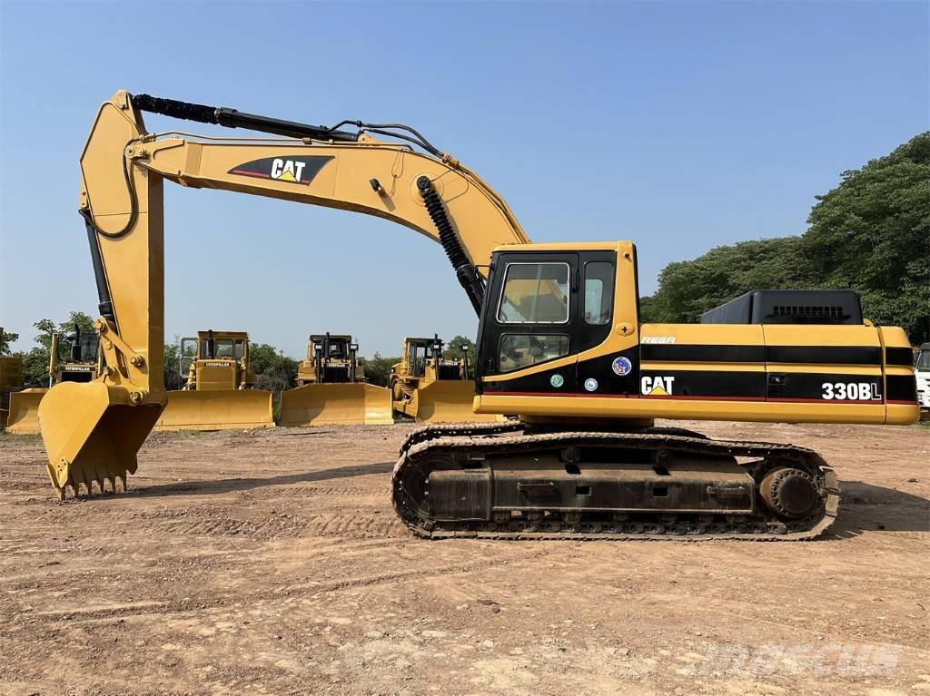 CAT 330 B Vikšriniai ekskavatoriai