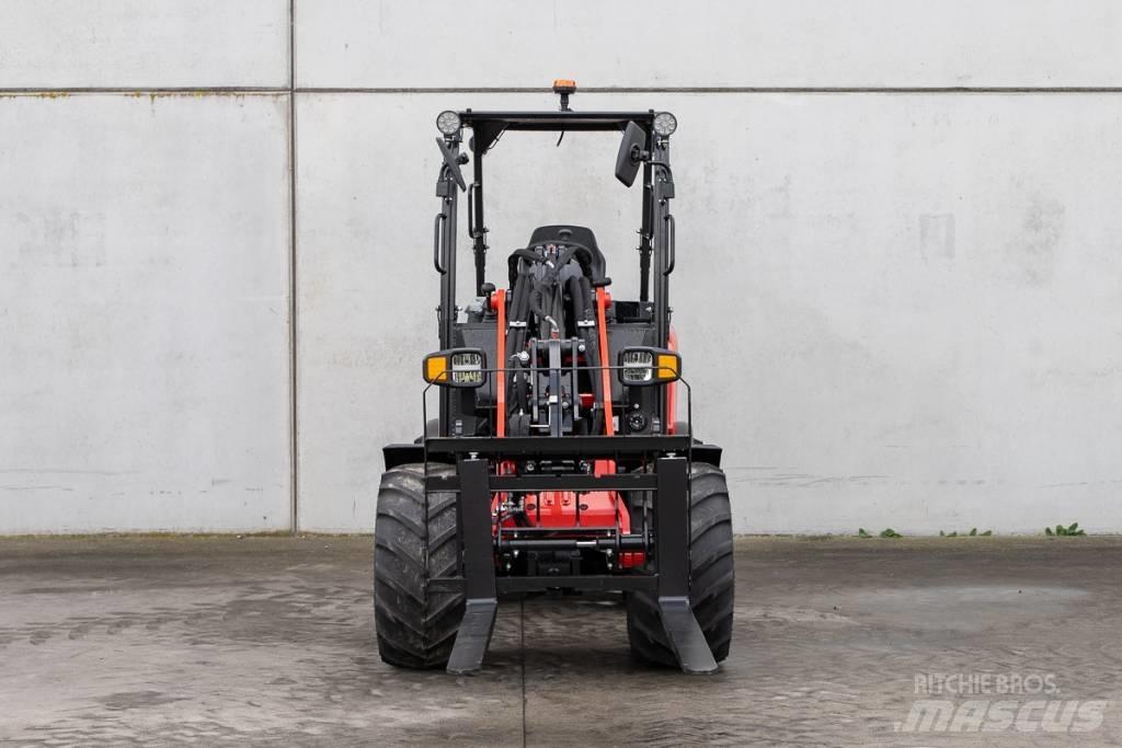 Manitou MLA 3-25H Mini krautuvai