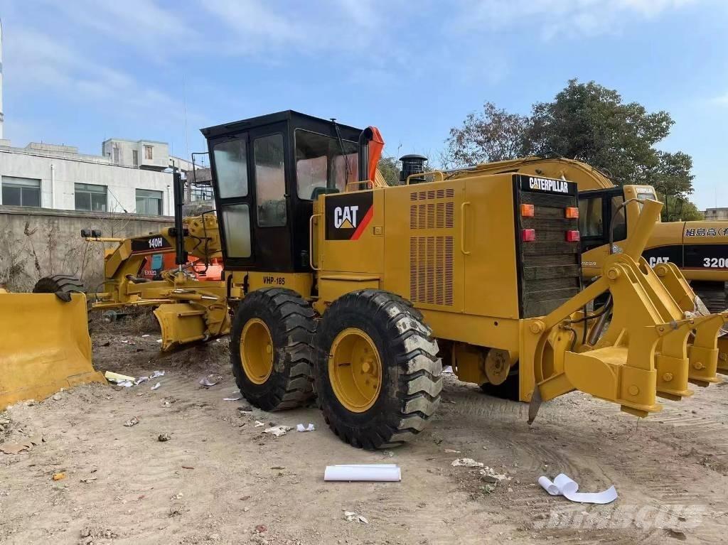 CAT 140 H Greideriai