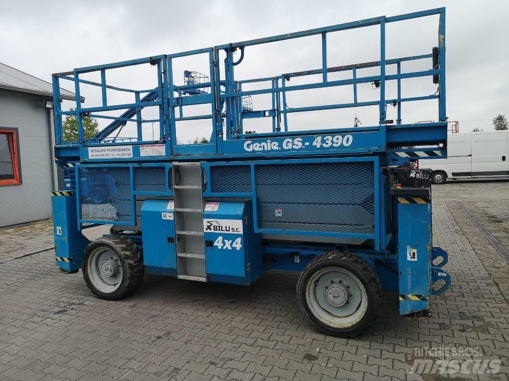 Genie GS 4390 Žirkliniai keltuvai