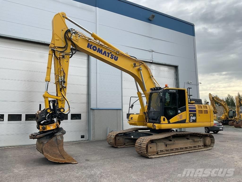 Komatsu PC240LC-11 Vikšriniai ekskavatoriai