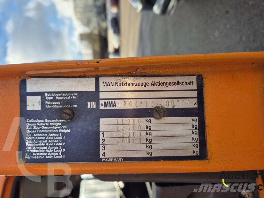 MAN 10.153 Pagalbos kelyje automobiliai