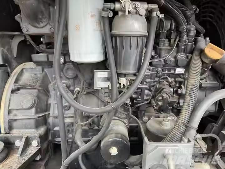 Doosan DX75 Vikšriniai ekskavatoriai