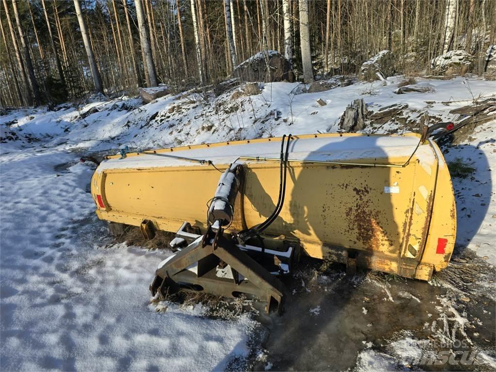 Rote 320 alueaura Sniego peiliai ir valytuvai