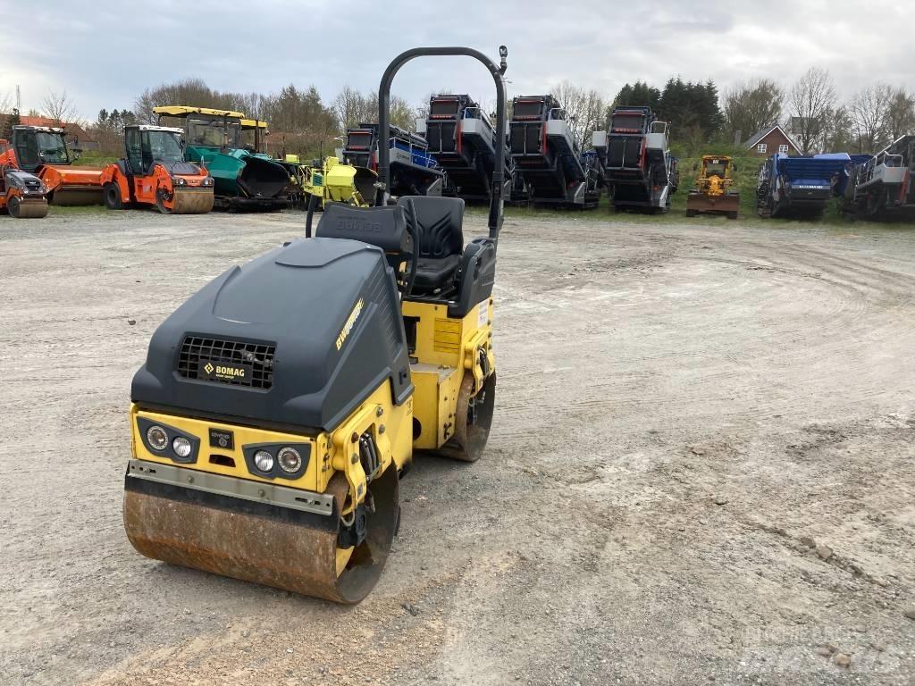 Bomag BW 90 AD-5 Porinių būgnų volai