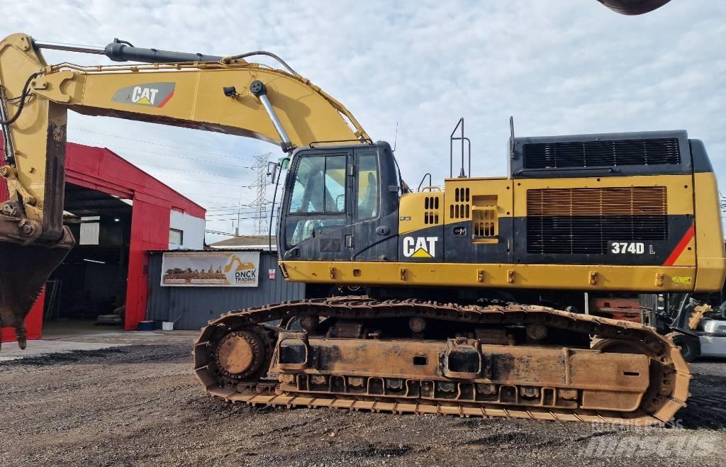 CAT 374 D L Vikšriniai ekskavatoriai