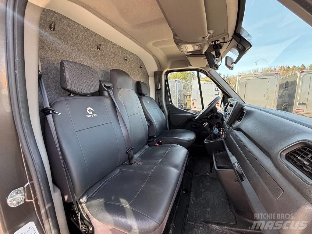 Renault Master Gyvulių pervežimo technika