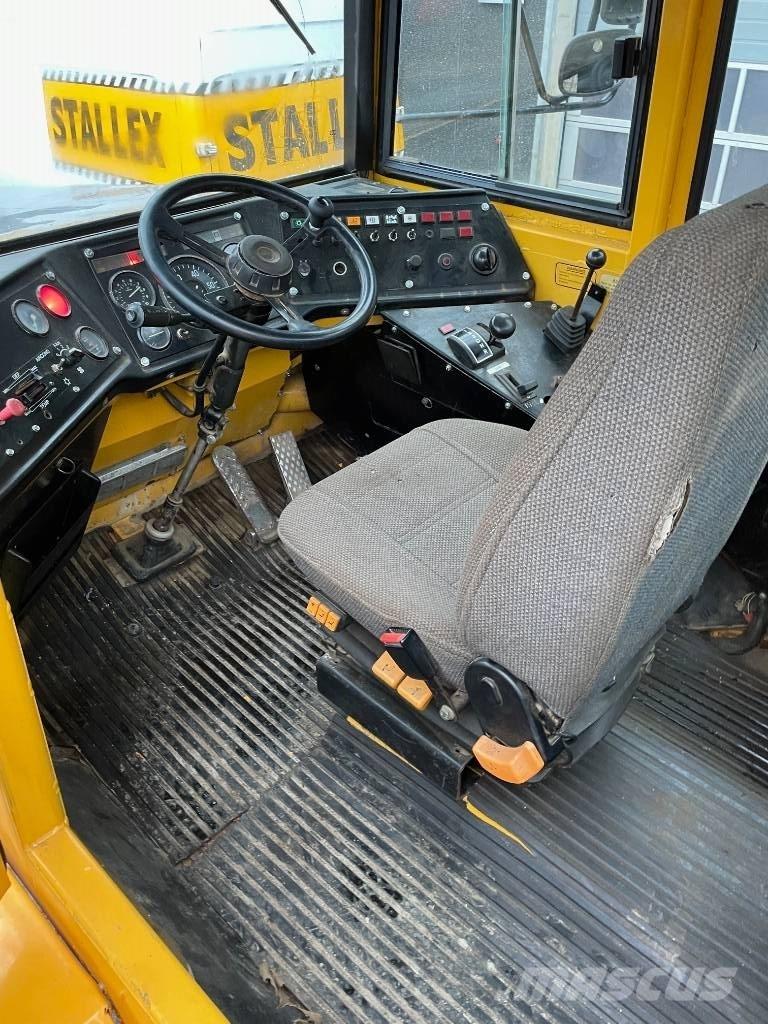Volvo A25C Karjeriniai savivarčiai