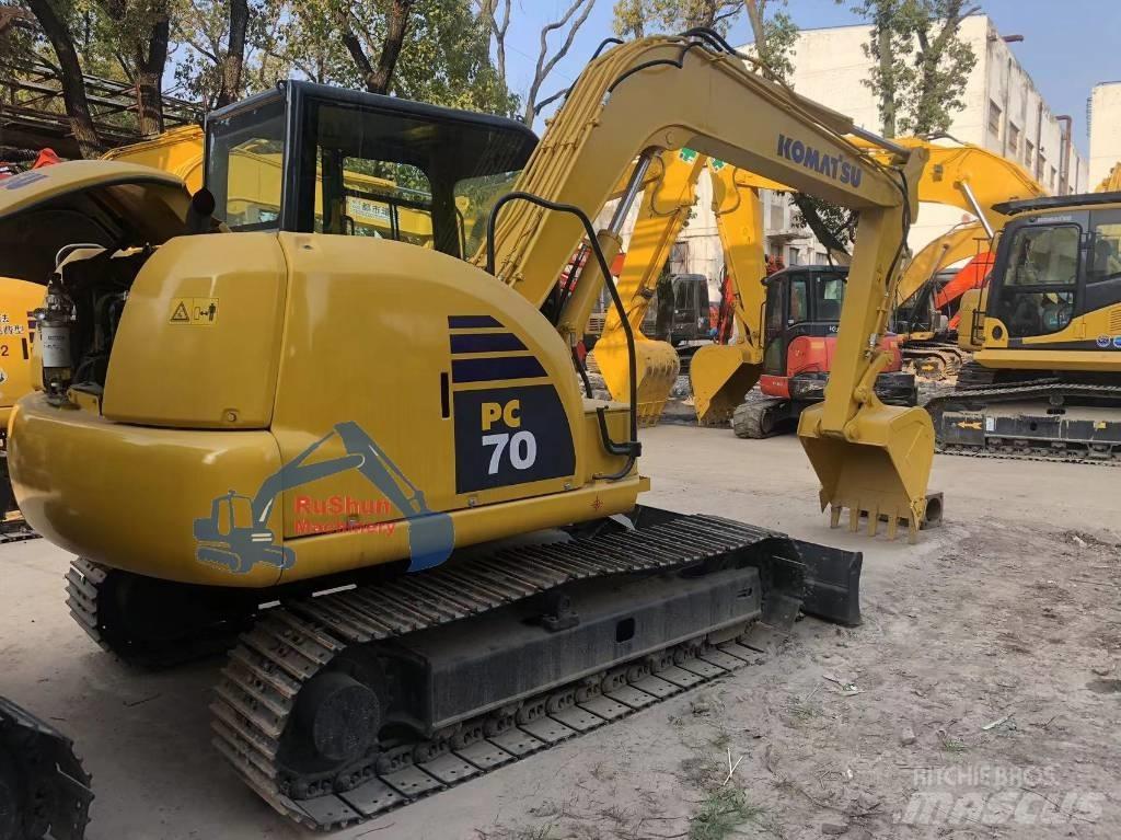Komatsu PC70-8 Vikšriniai ekskavatoriai