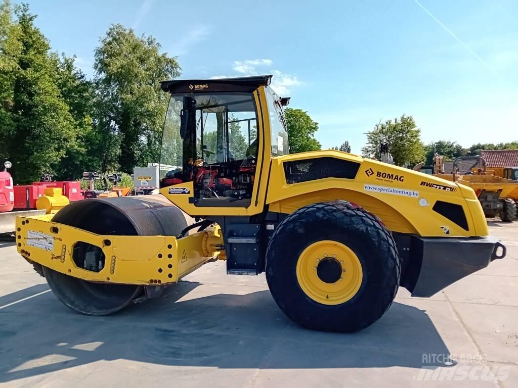 Bomag BW 213 D-5 Gruntiniai volai