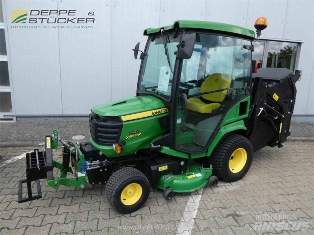 John Deere X950R Naudoti kompaktiški traktoriai
