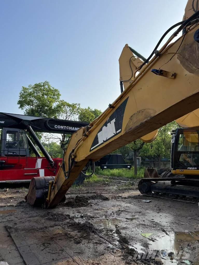 CAT 320BL Vikšriniai ekskavatoriai
