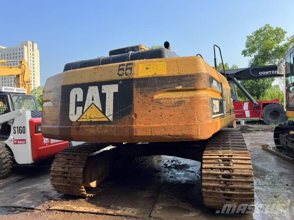 CAT 320BL Vikšriniai ekskavatoriai