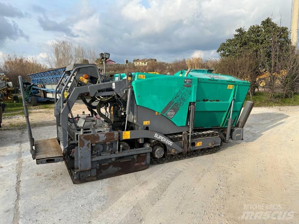 Vögele Super 800 Asfalto klotuvai