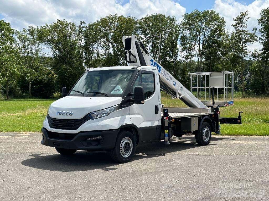 CTE B-Lift18HV Ant vilkikų montuojamos kėlimo platformos