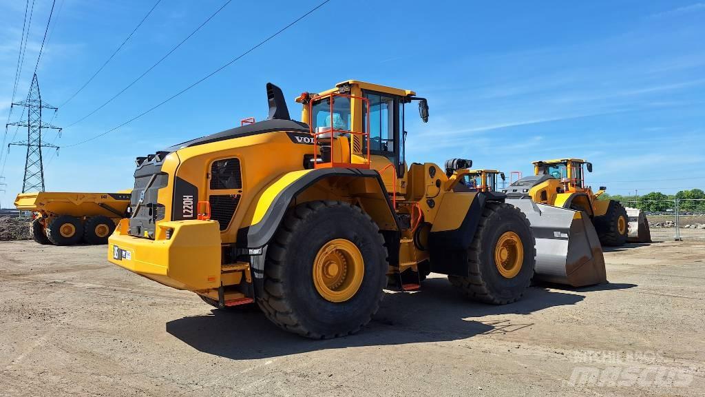 Volvo L 220 H Naudoti ratiniai krautuvai