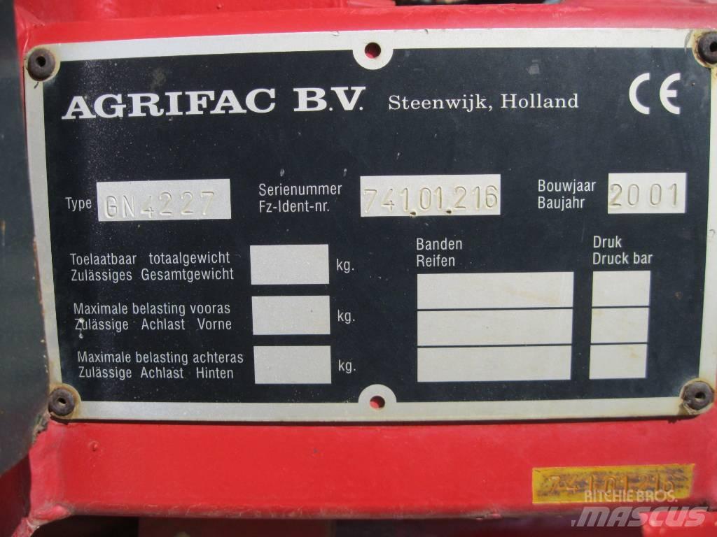 Agrifac GN 4227 Prikabinami purkštuvai