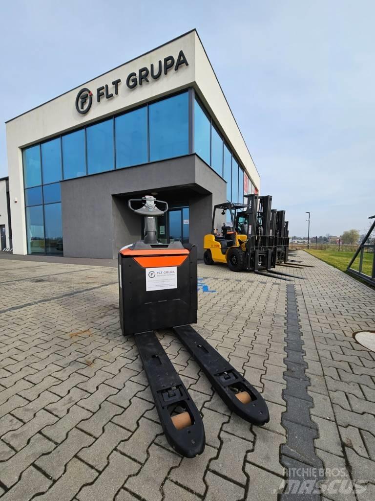 BT LPE200 Žemų aukščių keltuvai su platforma