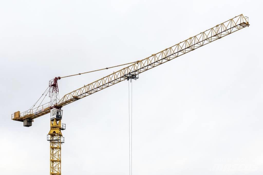Liebherr 80HC Bokštiniai kranai