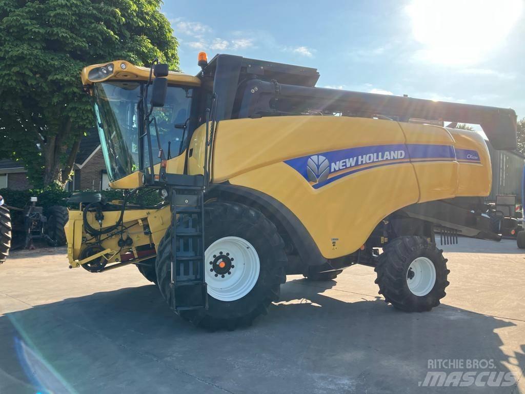 New Holland CX 6090 Derliaus nuėmimo kombainai