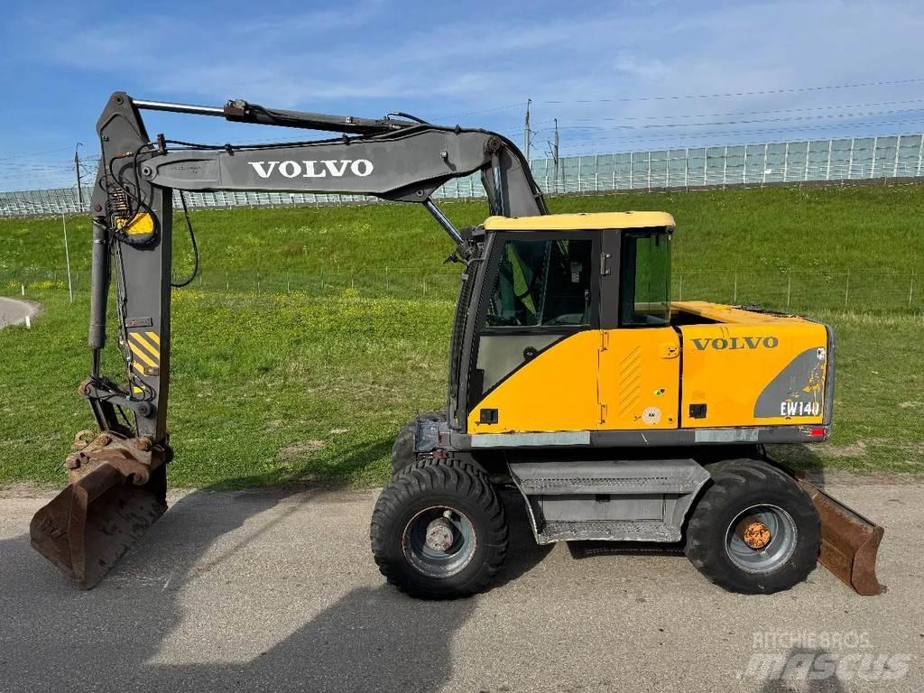 Volvo EW140 Ratiniai ekskavatoriai