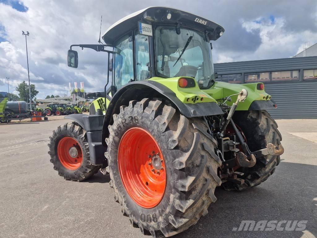 CLAAS Arion 640 CIS Traktoriai