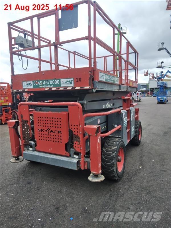 SkyJack SJ 8841 RT Žirkliniai keltuvai