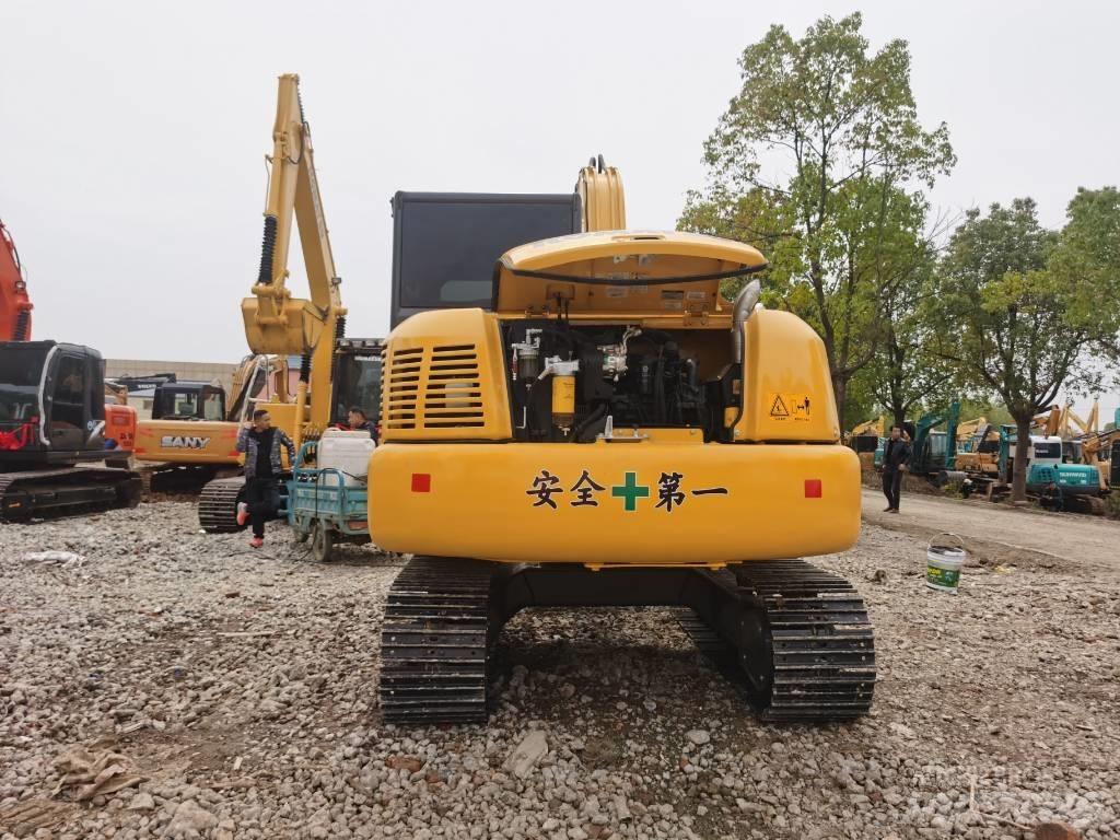 Komatsu PC 70-8 Vikšriniai ekskavatoriai